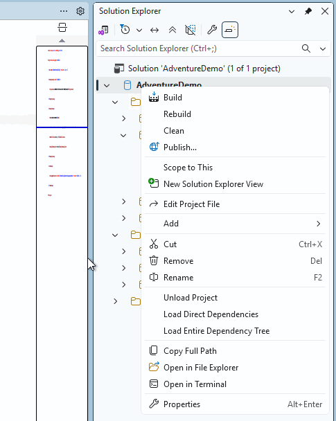 Capture d’écran de l’Explorateur de solutions dans SQL Server Management Studio avec l’option Build disponible.